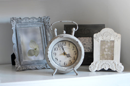 Clock and Frames